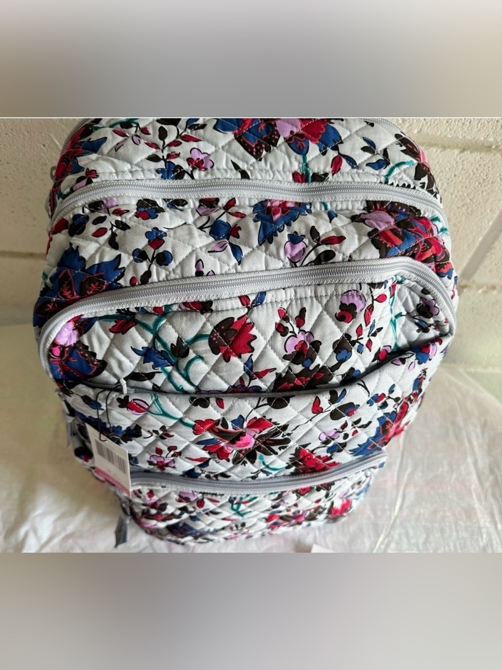 NWT Vera Bradley Essential Large Backpack  Vineyard Floral - Picture 2 of 9